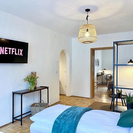 Sapphire Apartment: Free Parking + Netflix + Bathtub Essen Zewnętrze zdjęcie
