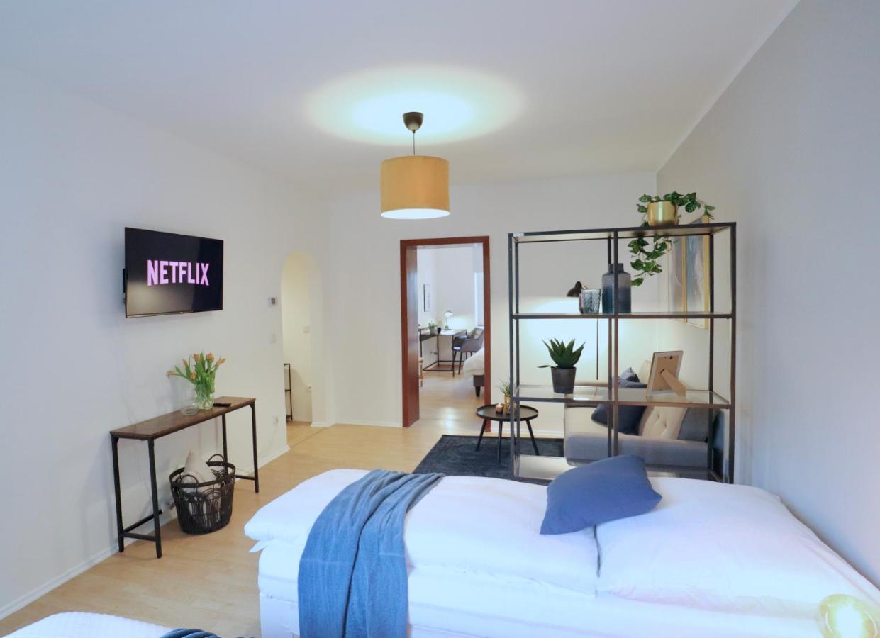 Sapphire Apartment: Free Parking + Netflix + Bathtub Essen Zewnętrze zdjęcie